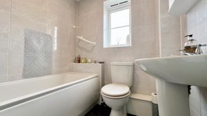 Photo 19- click for photo gallery